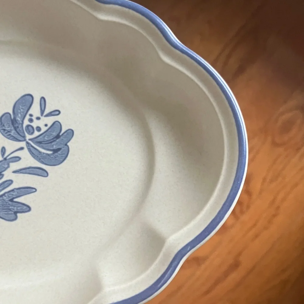 Pfaltzgraff Yorktowne set of two relish tidbit dishes 9x7”
